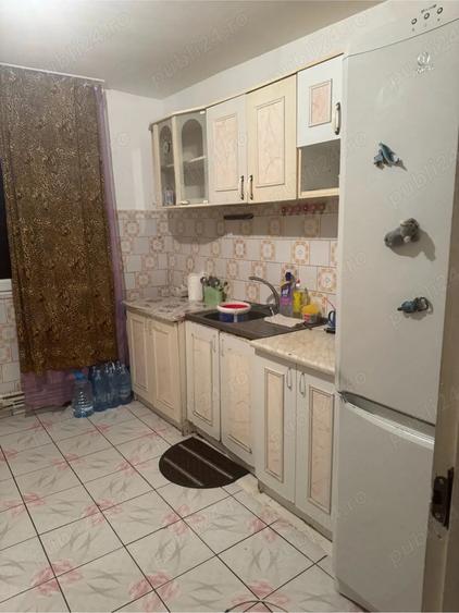 De vanzare apartament 54.5MP zona Brosteni - 3