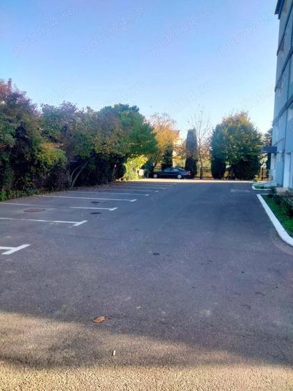 Spatiu de inchiriat pe termen lung, 560 mp , bun pt Clinica , Spital, Show room - 2