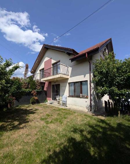 De vanzare casa tip duplex in Flore?ti, intr-o zona exclusiv de case ! - 5