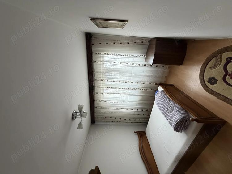 Inchiriez apartament cu 3 camere - 2