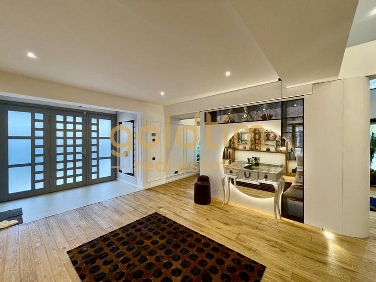 UNICA/ABSOLUT SUPERBA/ VILA INDIVIDUALA/IANCU NICOLAE/CURTE GENEROASA - 18