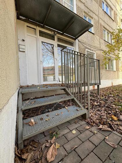 SAD - Spatiu comercial / de birouri in Dacia - ideal cabinet Psiho, manichiura - 9