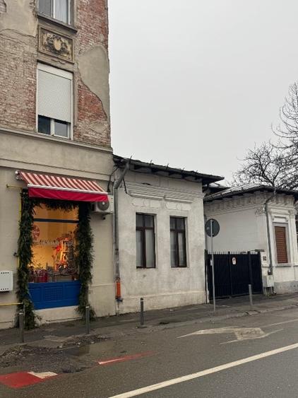 CASĂ de vanzare 2 camere cocheta Unirii - Parcul Carol - 1