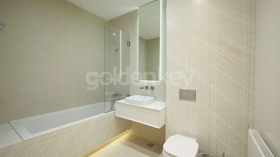 Apartament superb cu gradina | 2 garaje - 17
