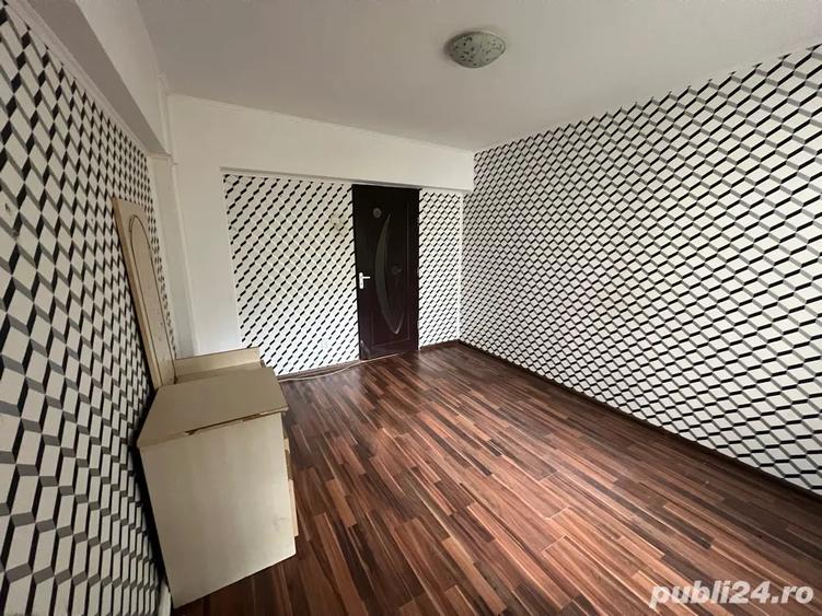 Apartament de vanzare 4 camere - 3