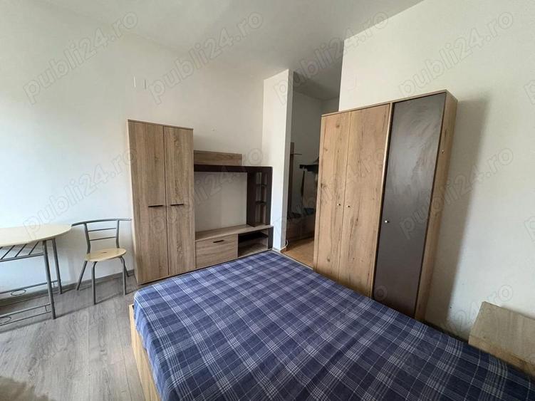 Cet-Garsoniera decomandata - 2