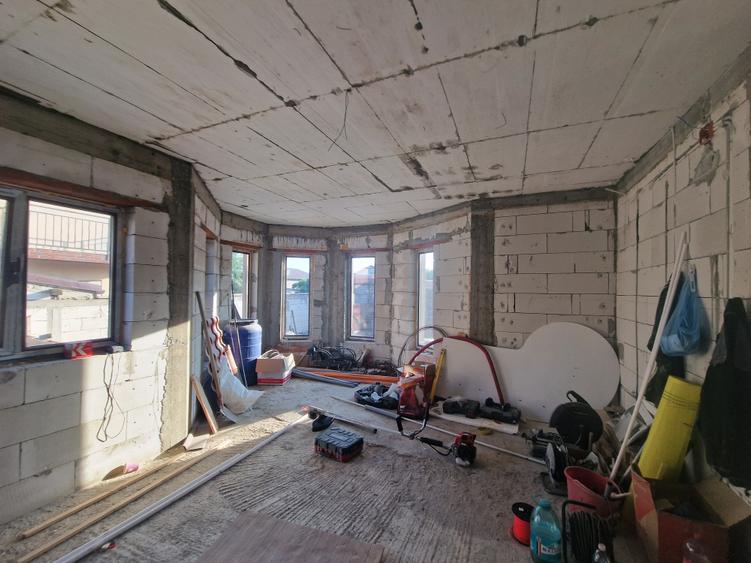 Casa P+M cu placa turnata, 5camere constructie deosebita -165.000euro - 6