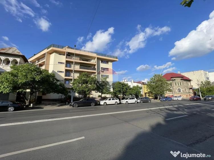 Apartament cu 2 camere semidecomandat în Calea Plevnei
