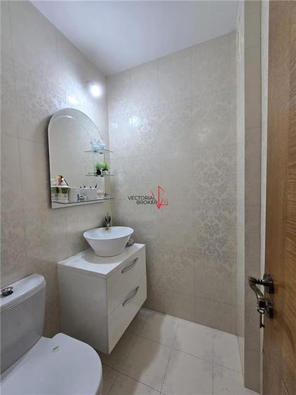 Et.1, hol  H , bloc reabilitat  Doamna Ghica Pancota - 8