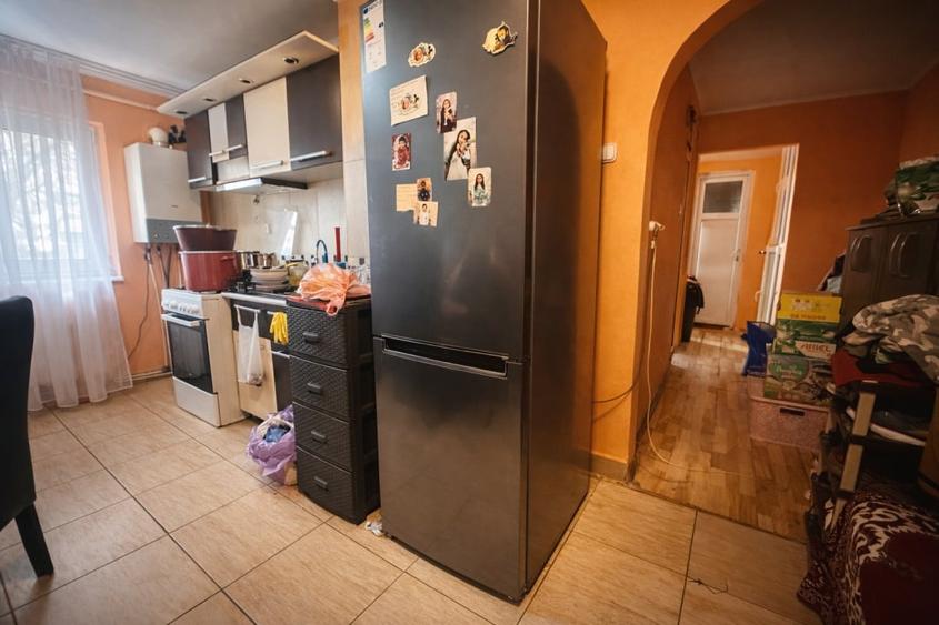 Apartament 3 camere| 62 mp, parter| zona Ampoi 3 - 4