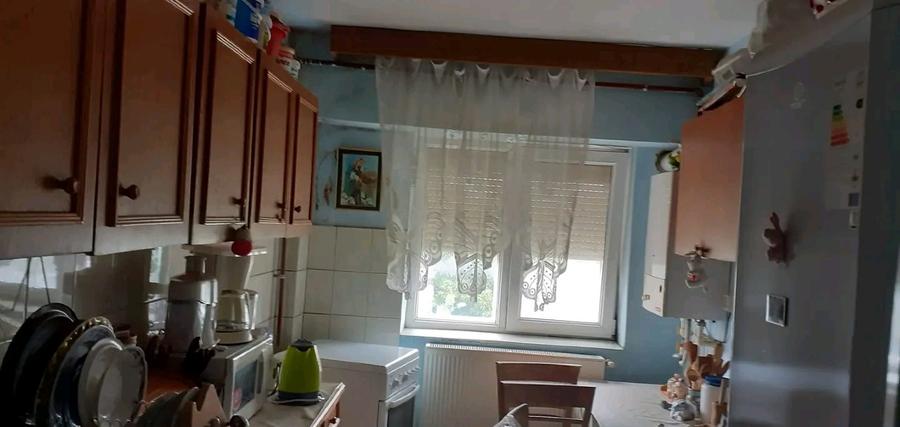 Apartament de vanzare - 4