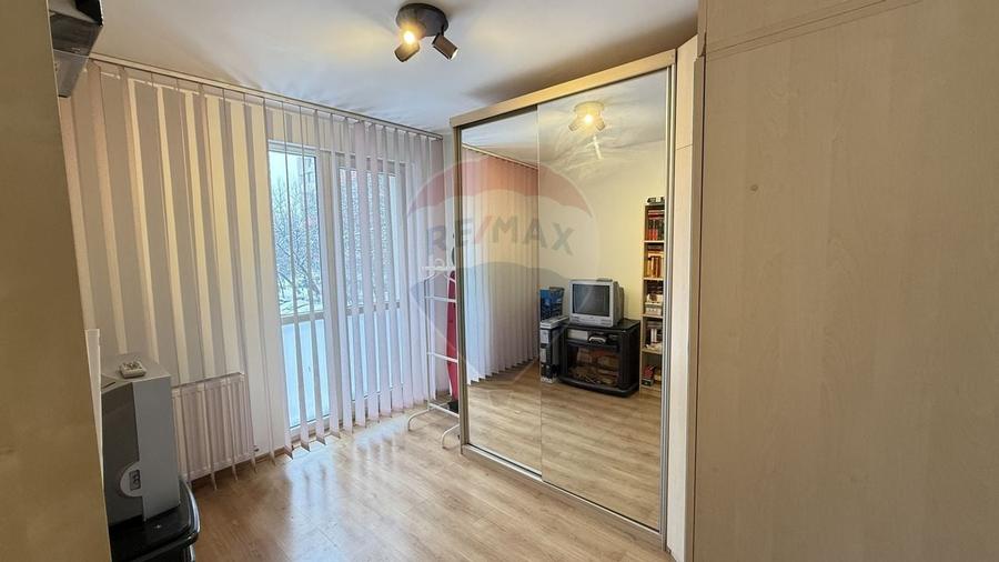 Apartament cu 3 camere de vânzare în zona Piata Sudului/ Nitu Vasile - 14