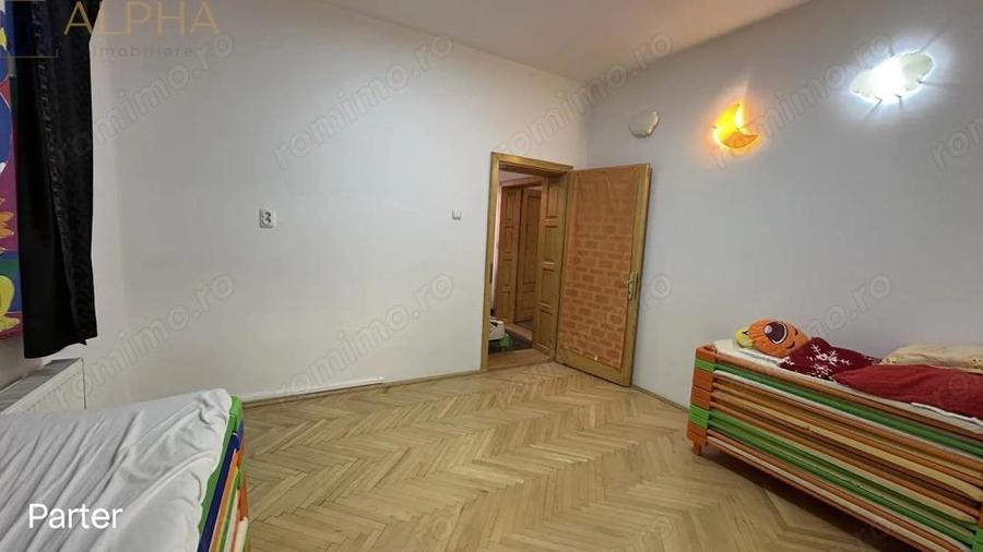 Vila Impunatoare cu 13 Camere Ideala pentru Clinica, After-School sau alte activitati comerciale - 9