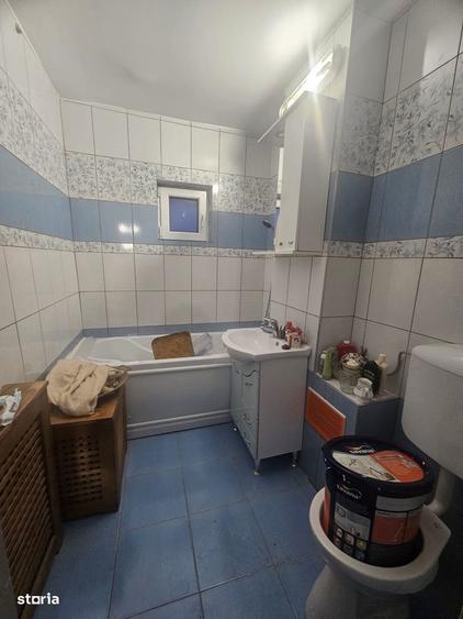 Obcini, parter- vand apartament de 3 camere, perfect spatiu/cabinet. - 2