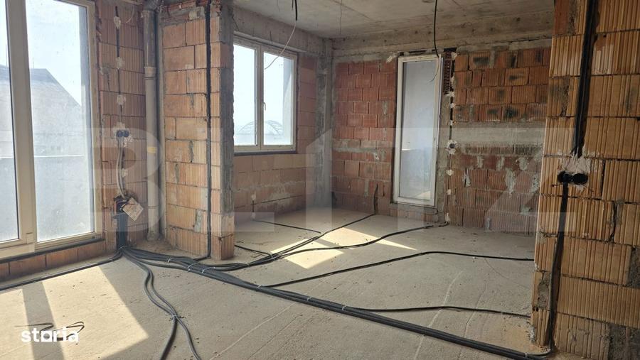 Apartament - PentHouse -3 camere 180 mp. Central - 10