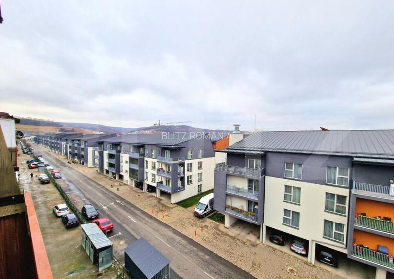 Apartament cu 3 camere, renovat complet, parcare, 60 mp, bal