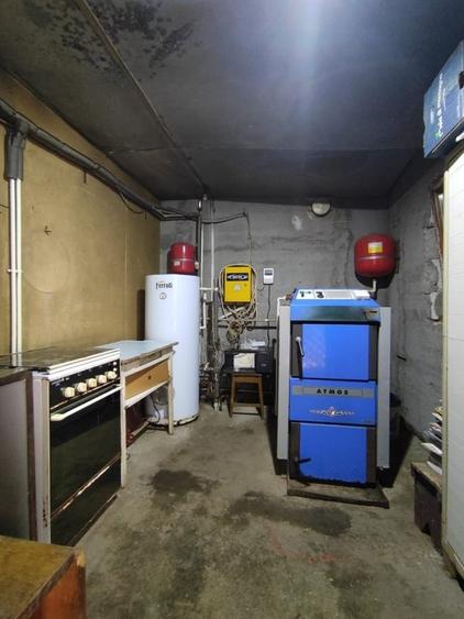 Casă cu 5 camere cu Teren 1320 Mp în Central