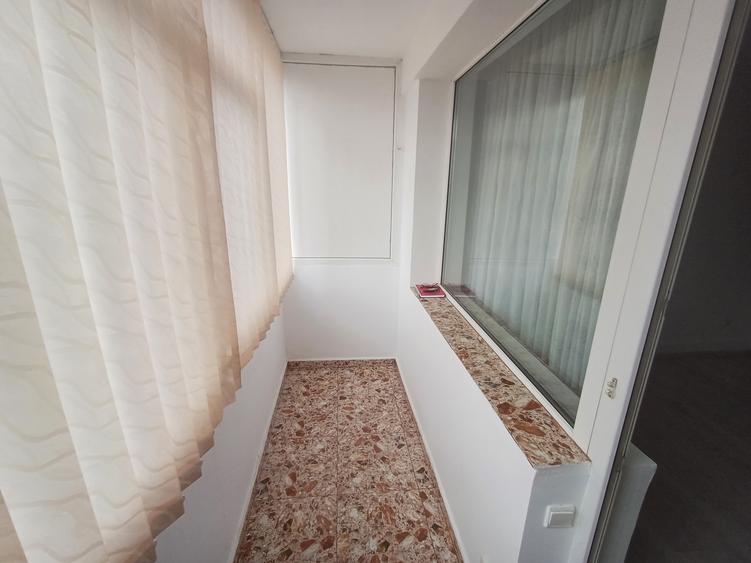 Vanzare  3 camere - Imobiliare MAXICONFORT - 7