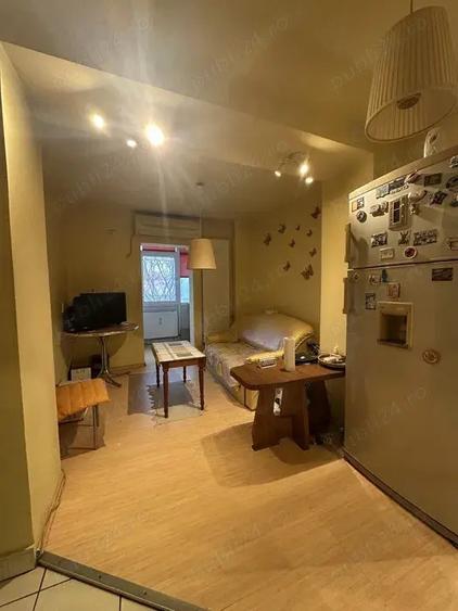 Apartament 2 camere de vanzare - 3