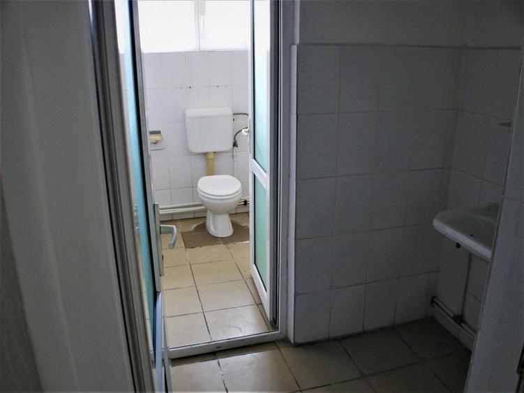 Cladire multifunctionala, amenajata si dotata. - 7