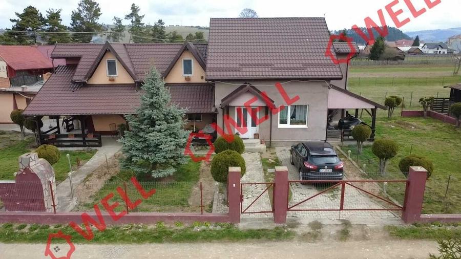 Casă familială de vânzare în orașul Întorsura Buzăului, pe strada 1 Decembrie 19 - 2