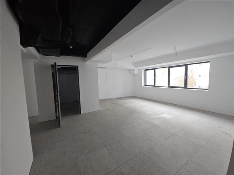 Spatii de birouri in cladire noua zona Eminescu de la 205 mp - 18