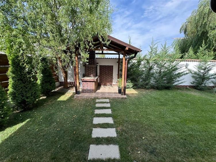 Vila P+1 de vanzare in Livada constructie caramida an 2020 - 24