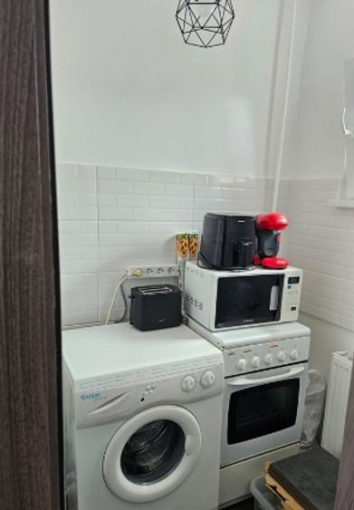 Alba Iulia,Decebal,P-ta Muncii metrou,bl.reabilitat,8/10,mobilata,utilata. - 4