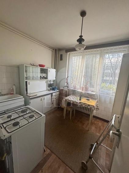 Apartament 2 camere &icirc;n zona STRAZII BORSEC - 1