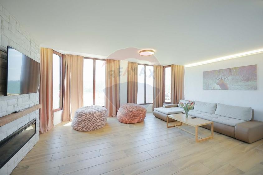 Pensiune de Vanzare cu 8 dormitoare, Risca, Jud. Cluj - 2