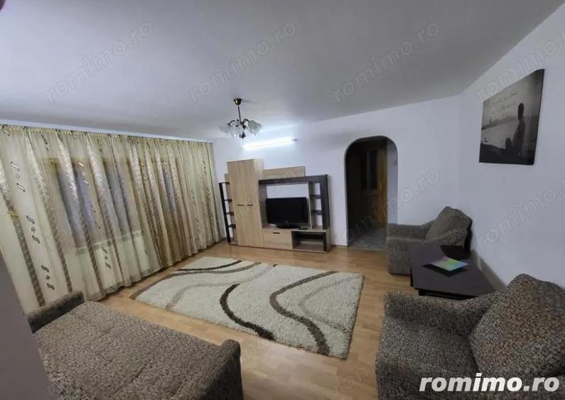 Apartament cu 3 camere in zona Modern - 2