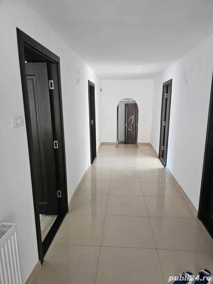 Inchiriez Casa In Palazu Mare - 4