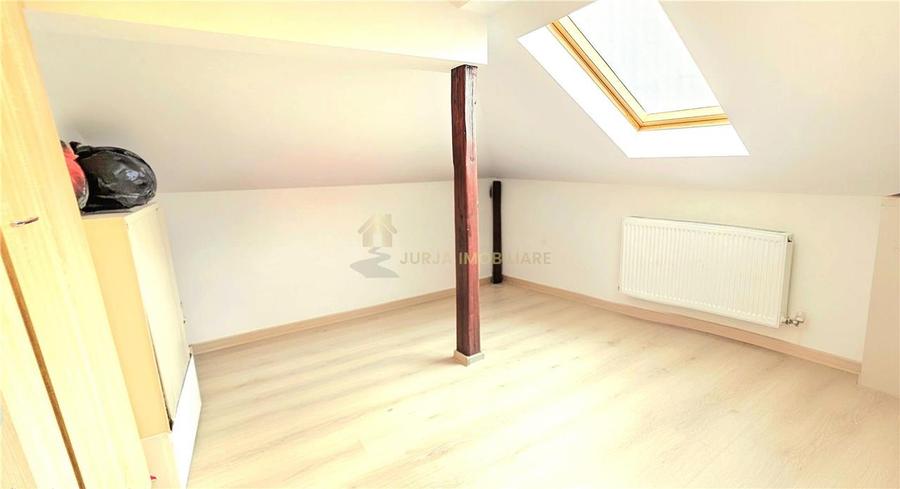 CASA 5 CAMERE 145 MP TEREN 660 MP DAMBUL ROTUND - 22