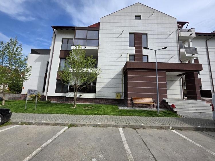 Apartament cu 2 camere decomandat, mobilat în Nord