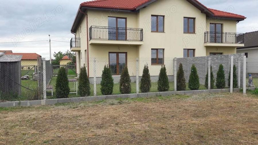 apartament in casa ,curte privata nu comuna zona micro 17 ,melodi paulesti accept schimb - 1