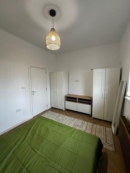 Vatra Luminoasa, Spital Monza - 5