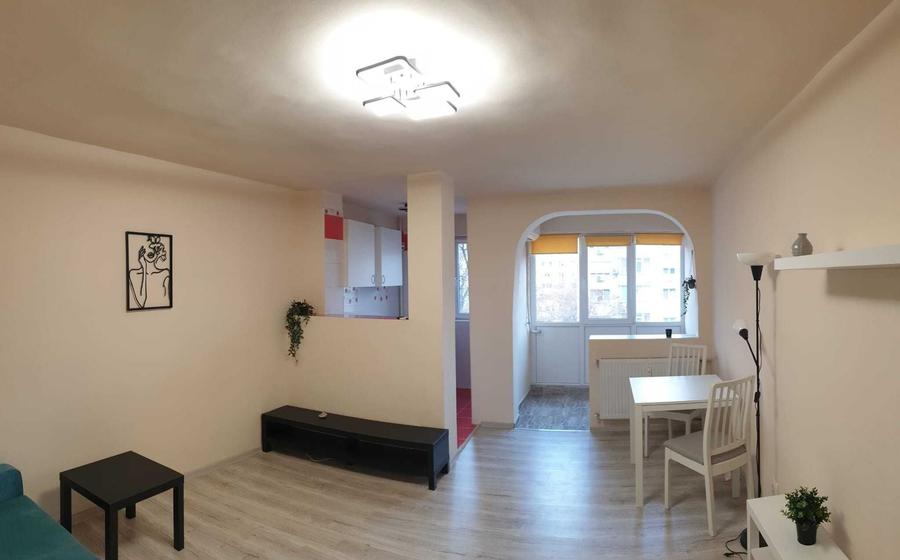 Garsonieră semidecomandată în Basarabia