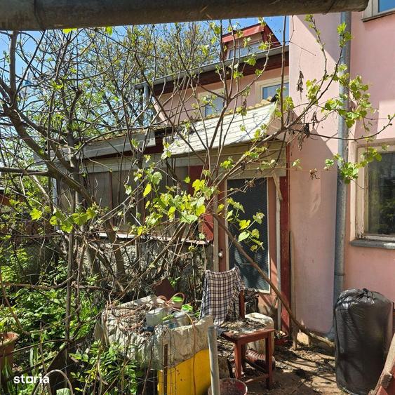 Casa de vanzare individuala la lac | 4 camere Sector 2 - teren 310mp - 9