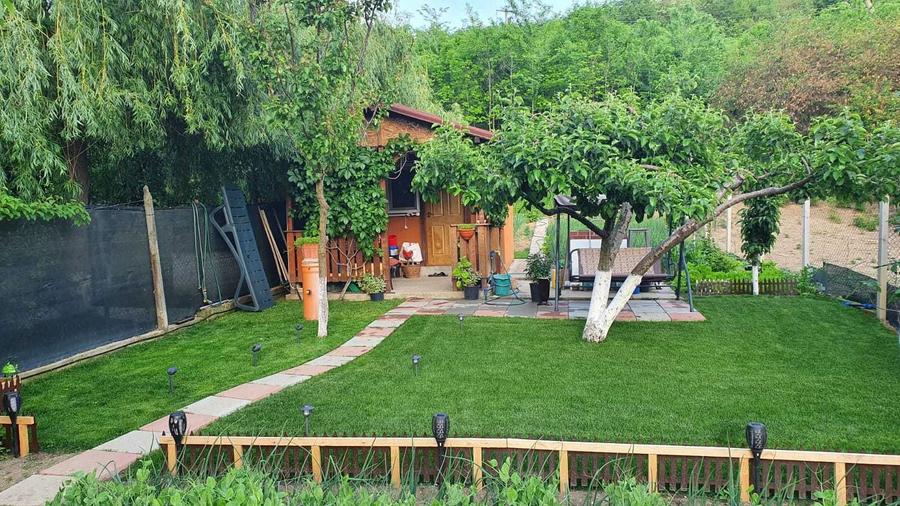 Vand apartament doua camere si teren - 4