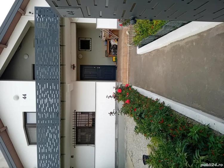 Inchiriez camera la curte - 6