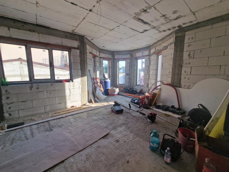 Casa P+M cu placa turnata, 5camere constructie deosebita -165.000euro - 5