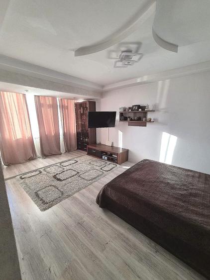 Apartament cu 2 camere decomandat în Micro 13