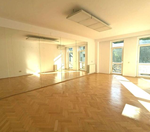 Casa cu 9 camere, P+2, pentru rezidenta sau birouri, in Dorobanti! - 1