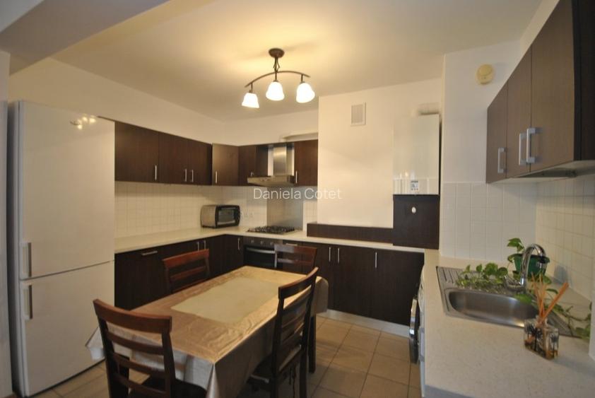 Apartament 3 camere cu loc parcare in New Town