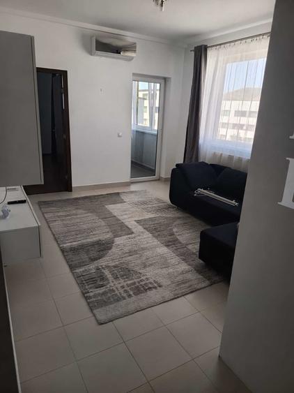 Apartament cu 2 camere semidecomandat în Florești