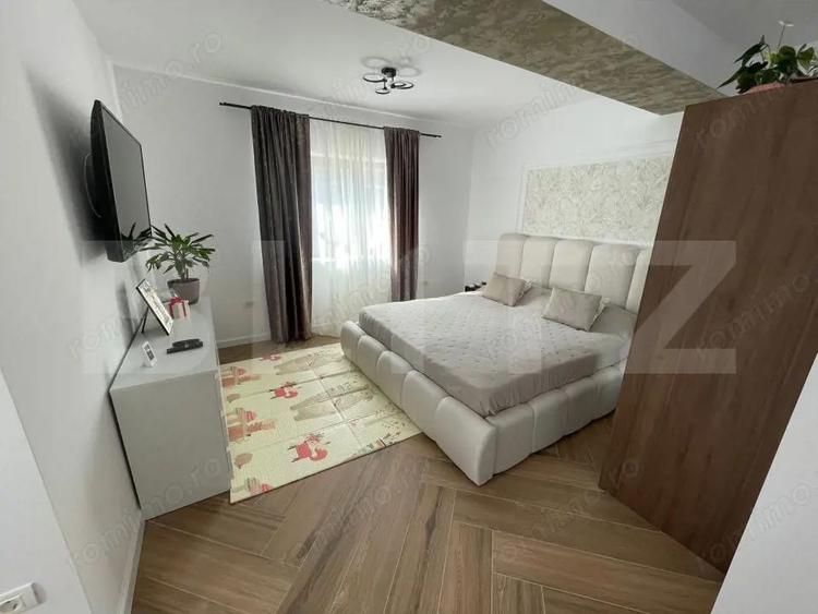 Casa cu etaj 175 MP utili cu teren generos intravilan de 4101 MP - 9