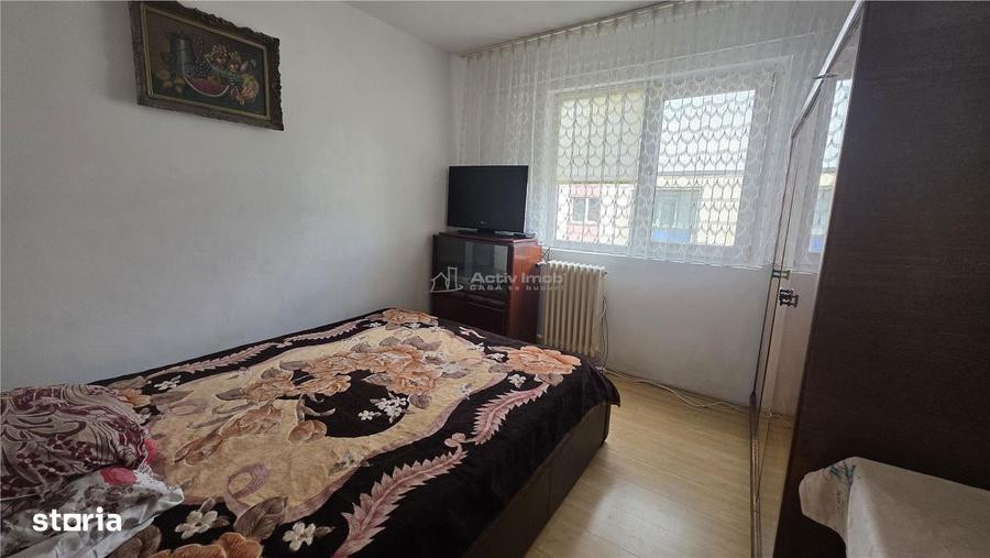 Apartament 2 camere semidecomandat, etaj 4 - Rovine - Posta - 4