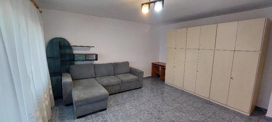 Garsonieră decomandată în Ștefan cel Mare