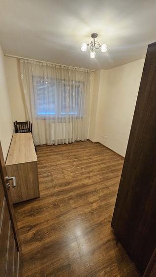 apartament de inchiriat 3 camere - 7