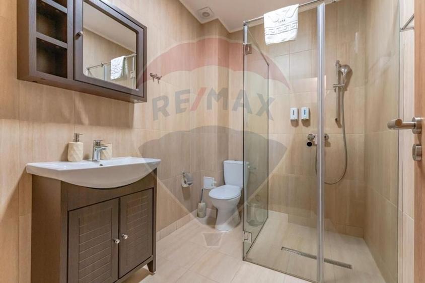 Proprietate turistică cu 14 camere, poziționare excepțională – Râșnov - 18